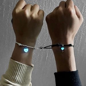 Cute couples glow in the dark bracelet set